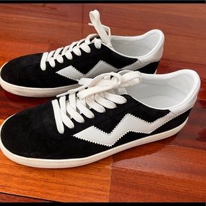 Stewart Weitzman black snickers.